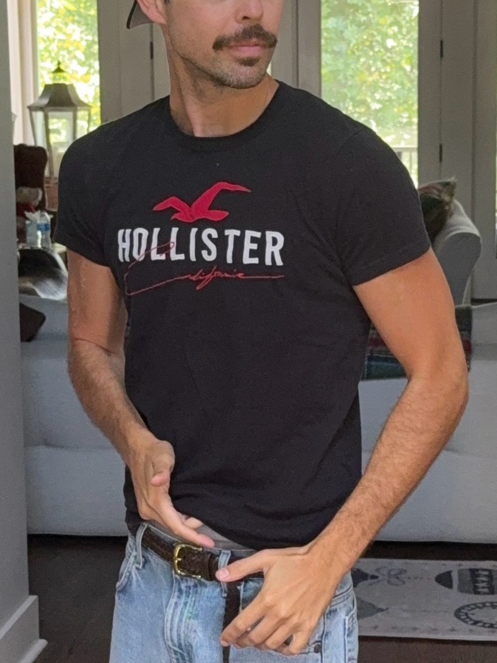🔥 Hollister California Embroidered Logo Tee
